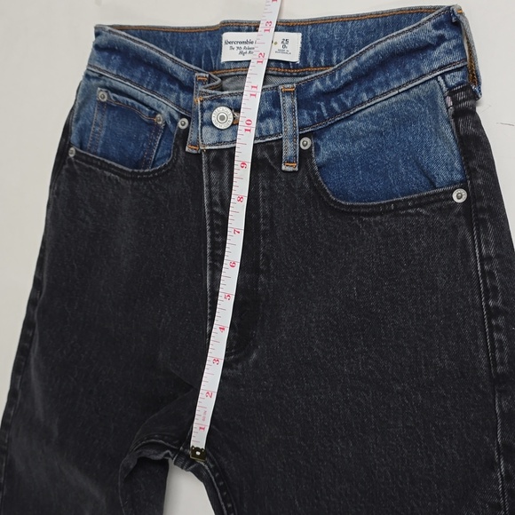 Abercrombie and fitch Curve Love High Rise 90s Relaxed Jean - Picture 7 of 16